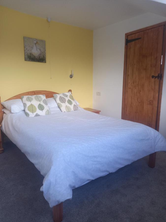 The Harp Inn Glasbury 外观 照片